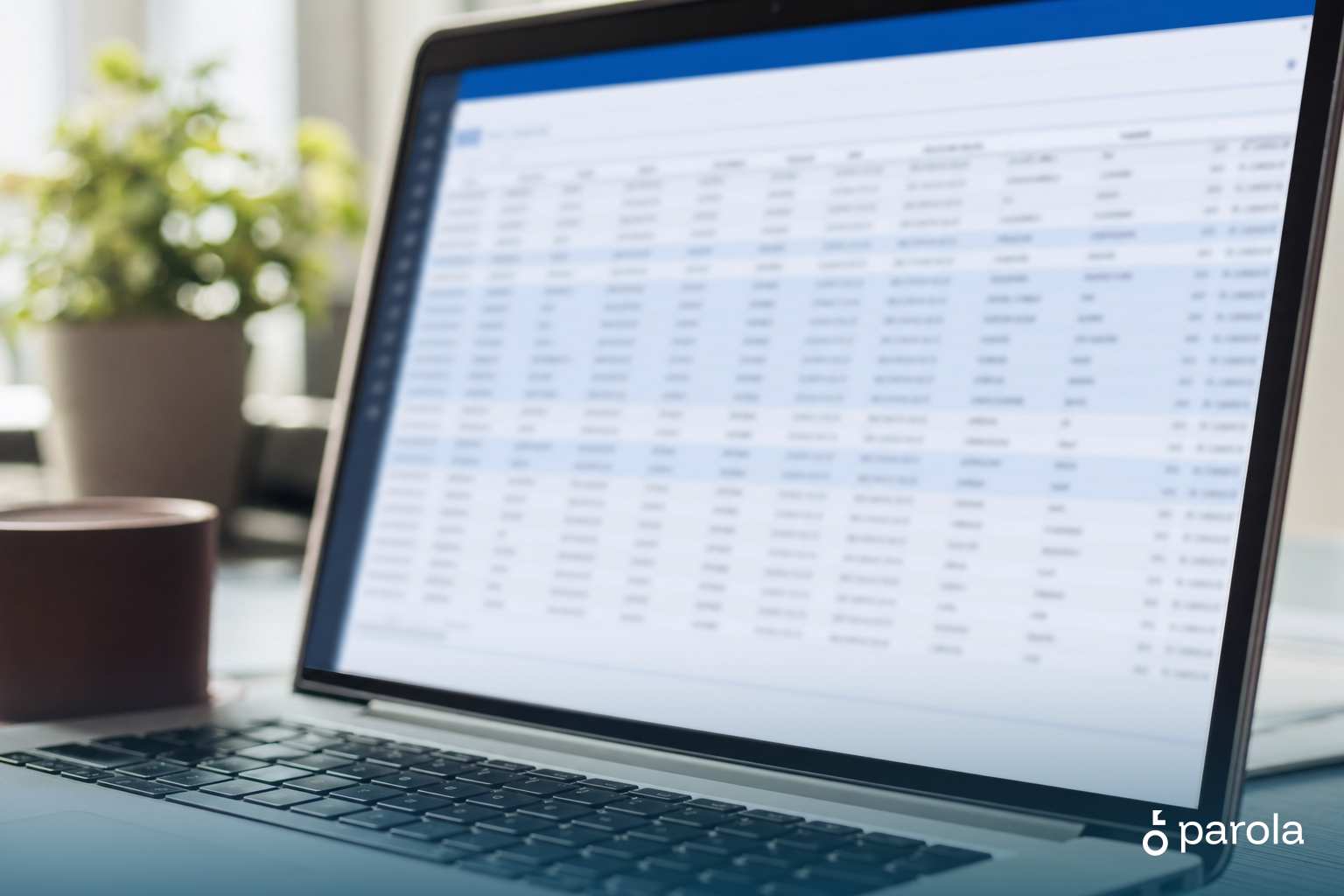 E-ticaret hukuku açısından müşteri verilerine erişim yetkilerini bilgisayar başında değerlendiren ekip